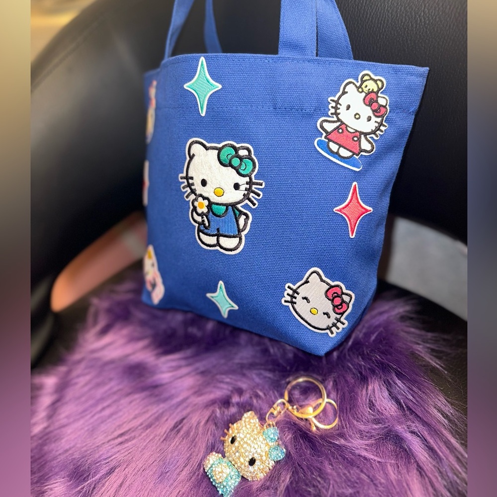 Hello Kitty Bundle NWOT - Picture 5 of 9